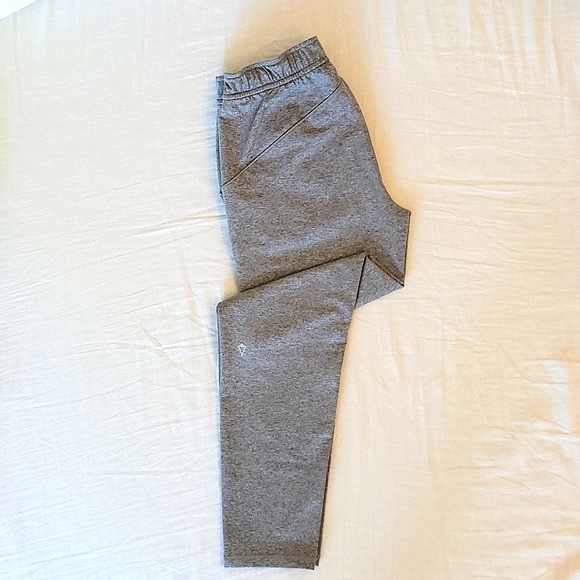 Ivivva pants sz 10 - Picture 3 of 3